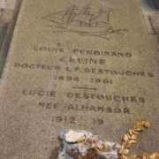 Могила Л.-Ф. Селина на кладбище в Медоне.