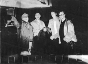 Толстый (Владимир Котляров), Владимир Чернышев, Маруся Климова и Вячеслав Кондратович. Париж, 1997; фото: Валентин Самарин (Тиль-Мария)